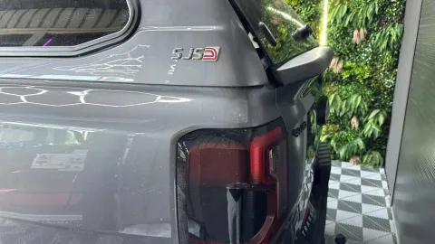 Car image 48