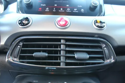 Car image 44
