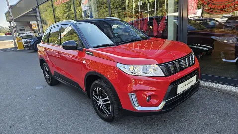 Car image 4