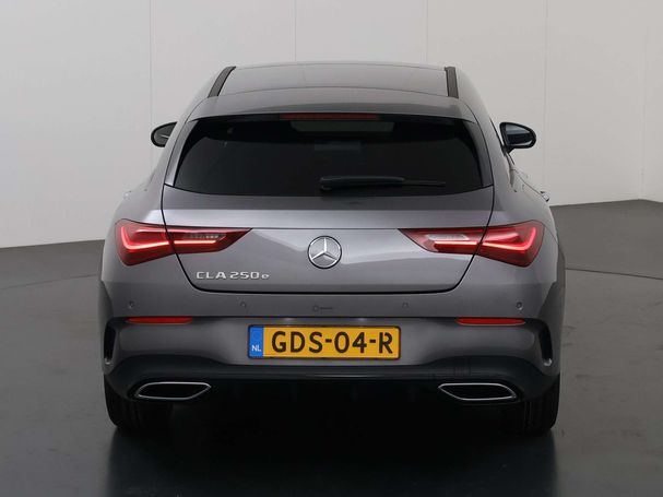 Mercedes-Benz CLA 250 Shooting Brake e 160 kW image number 4