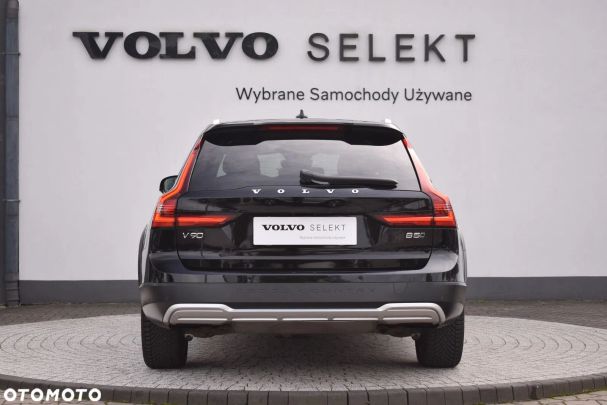 Volvo V90 Cross Country AWD 184 kW image number 7