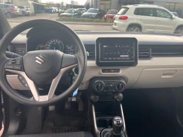 Car image 5