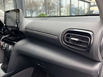 Car image 31