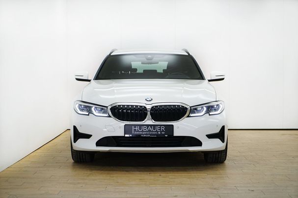 BMW 320 e Touring Advantage 150 kW image number 10