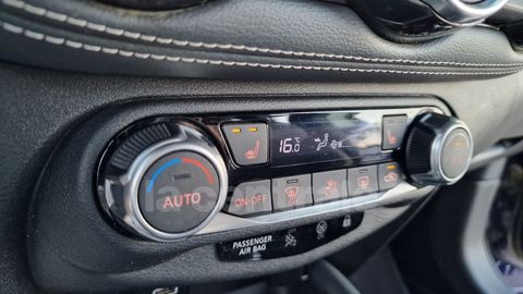 Car image 37