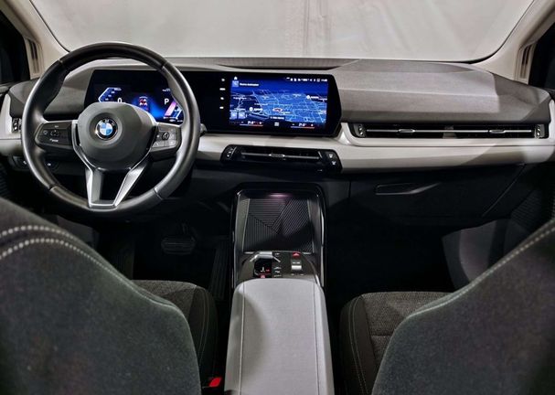 BMW 218i Active Tourer 100 kW image number 13