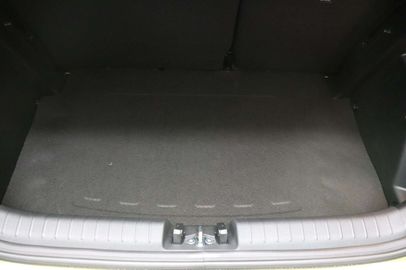 Car image 37