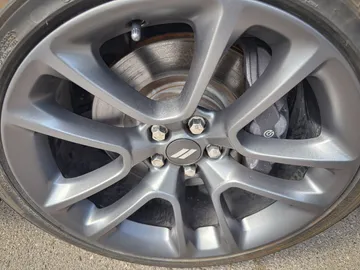 Car image 34