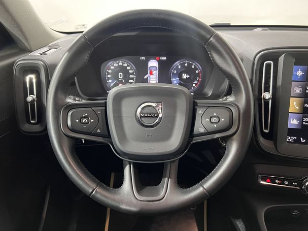 Volvo XC40 T3 115 kW image number 21