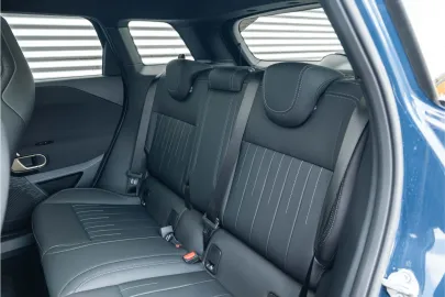 Car image 42