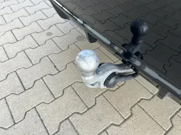 Car image 33