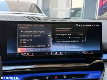 Car image 35