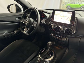 Car image 37