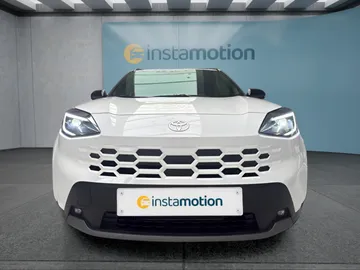 Car image 3
