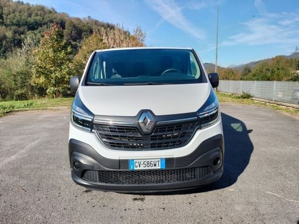 Renault Trafic dCi 120 88 kW image number 3