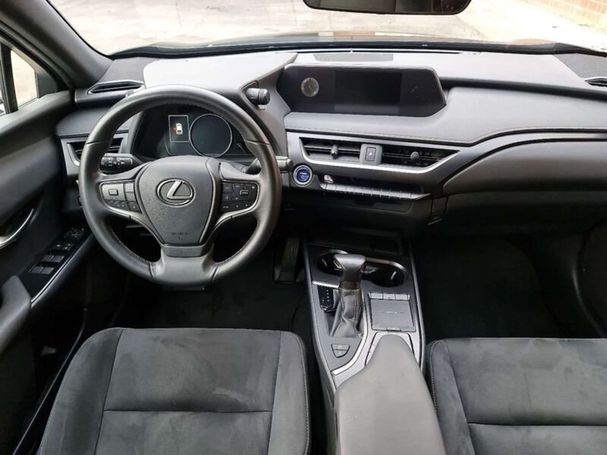 Lexus UX 250h 135 kW image number 10