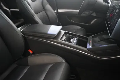 Car image 41