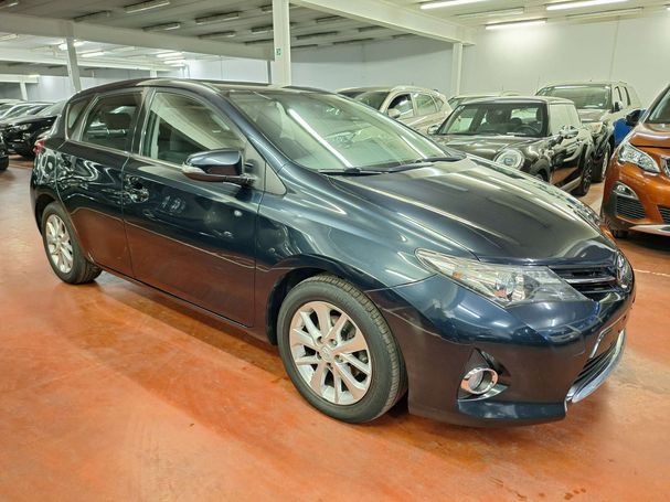 Toyota Auris 1.33 73 kW image number 3