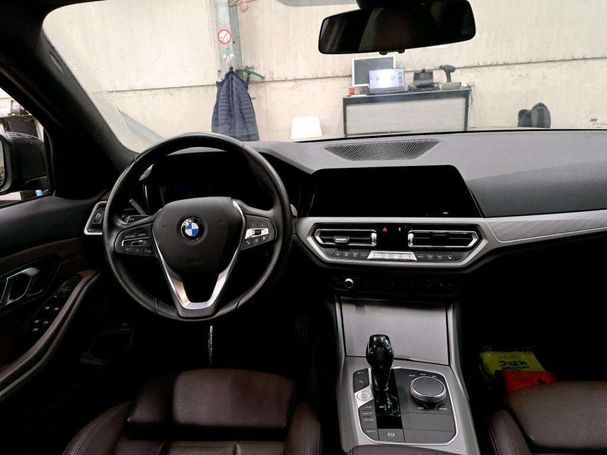 BMW 318d Touring 100 kW image number 4