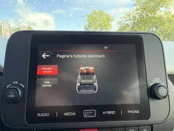 Car image 36