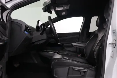 Car image 39