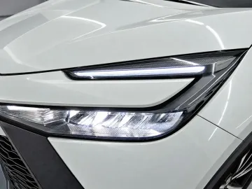 Car image 23