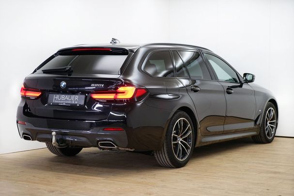 BMW 520i Touring 135 kW image number 2