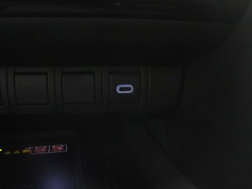 Car image 31