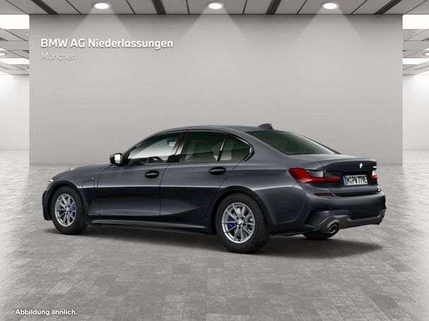 BMW 330e M Sport 215 kW image number 8