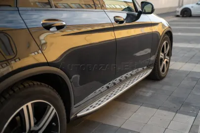Car image 45