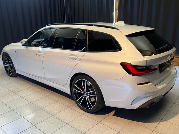 BMW 330 e Touring M Sport 215 kW image number 5