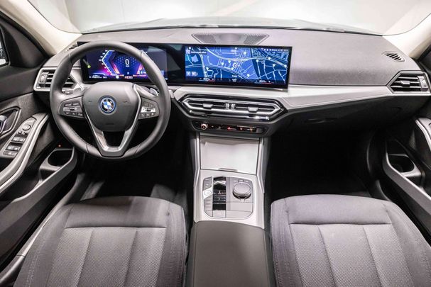 BMW 320 e 150 kW image number 6