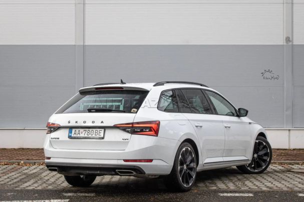 Skoda Superb Combi 2.0 TSI 4x4 DSG Sportline 200 kW image number 4