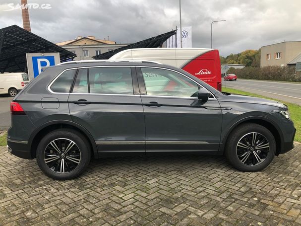 Volkswagen Tiguan 2.0 TDI Elegance 4Motion DSG 110 kW image number 4