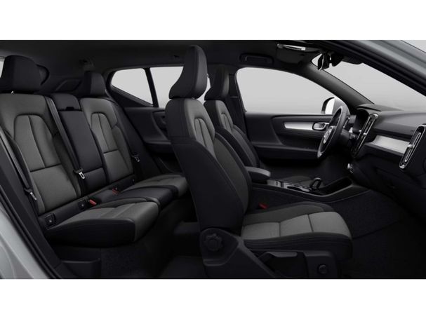 Volvo XC40 B3 Core 120 kW image number 6