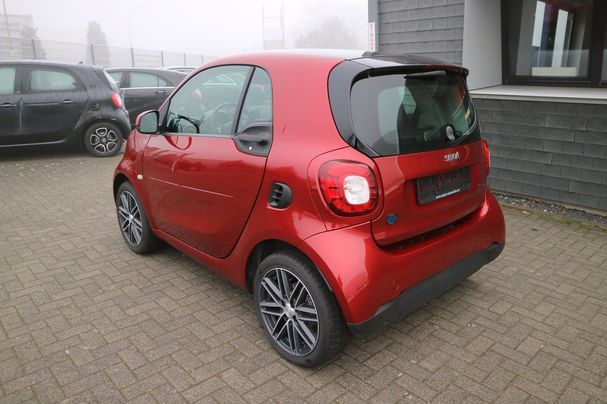 Smart ForTwo coupe EQ 60 kW image number 4