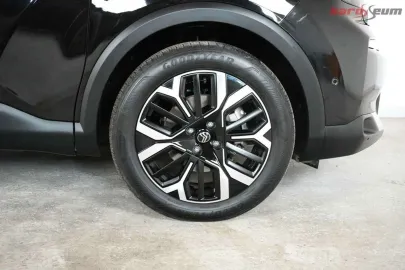 Car image 36