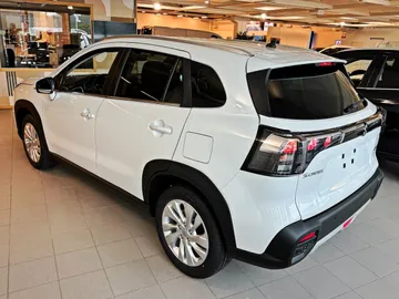 Car image 2