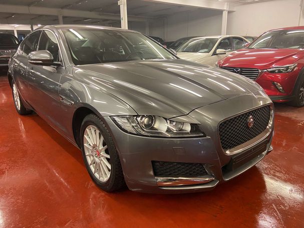 Jaguar XF 132 kW image number 3