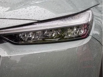 Car image 28