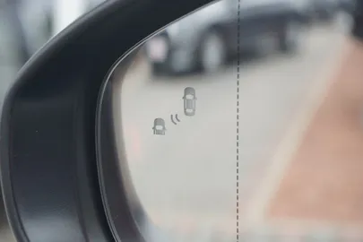 Car image 41