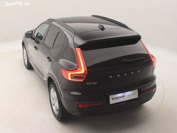 Volvo XC40 D3 Momentum 110 kW image number 16