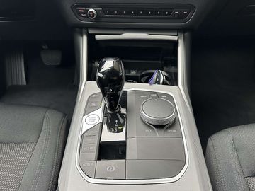 Car image 41