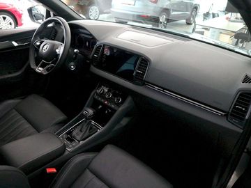 Car image 30