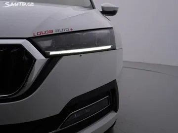 Car image 32