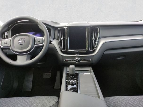 Volvo XC60 B4 Core 145 kW image number 3