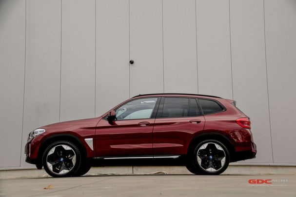 BMW iX3 M Sport Impressive 210 kW image number 10