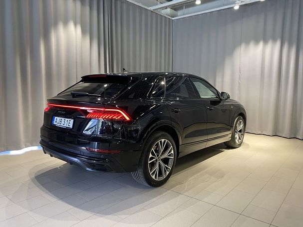 Audi Q8 60 TFSIe quattro S-line 344 kW image number 8