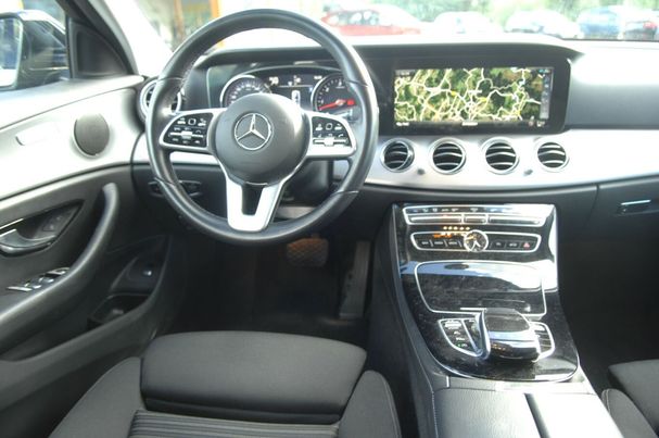 Mercedes-Benz E 400 d 4Matic Avantgarde 250 kW image number 9