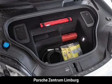Car image 36